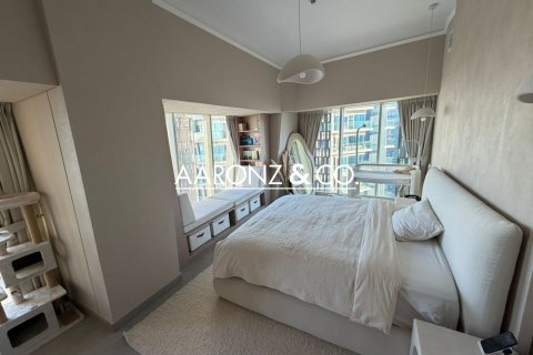 2 bedrooms Apartment in Cayan Tower, UAE No. 151297 16