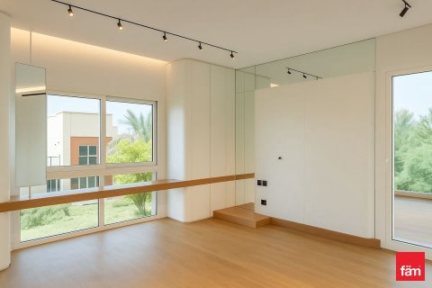 Villa de 4 chambres à Al Barsha, UAE No. 144454 8