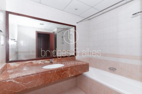 Квартира с 3 спальнями в Emirates Crown, ОАЭ №141859 21