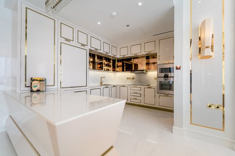 Apartment de 3 dormitorios en Palm Jumeirah, UAE No. 183278 10