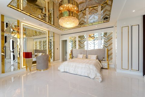 Apartment de 3 dormitorios en Palm Jumeirah, UAE No. 183278 12