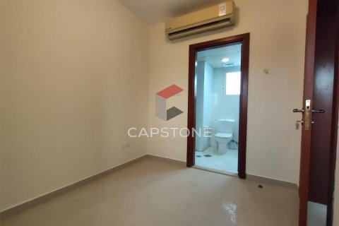 Villa de 4 dormitorios en Al Mushrif, UAE No. 29666 19