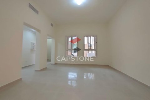 Villa de 4 dormitorios en Al Mushrif, UAE No. 29666 6