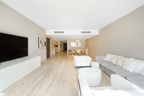 3 bedrooms Townhouse in Al Raha Beach, UAE No. 194995 21