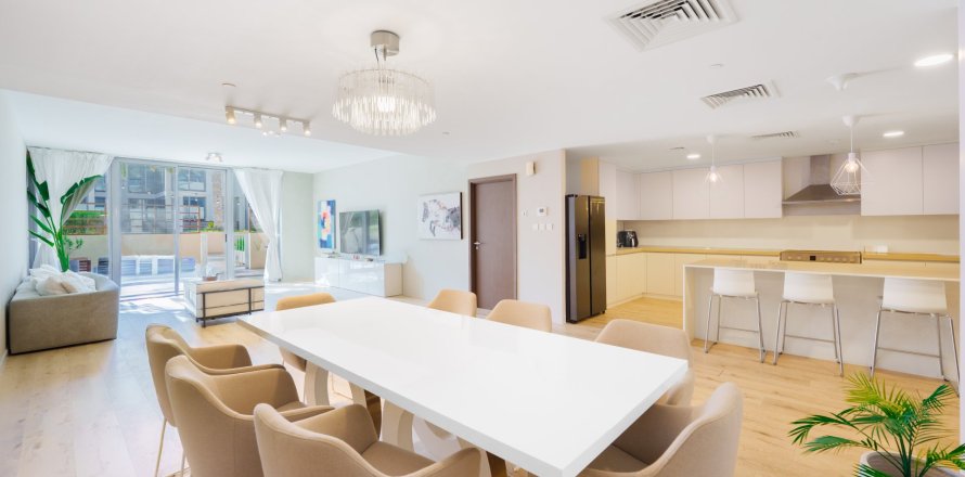3 bedrooms Townhouse in Al Raha Beach, UAE No. 194995