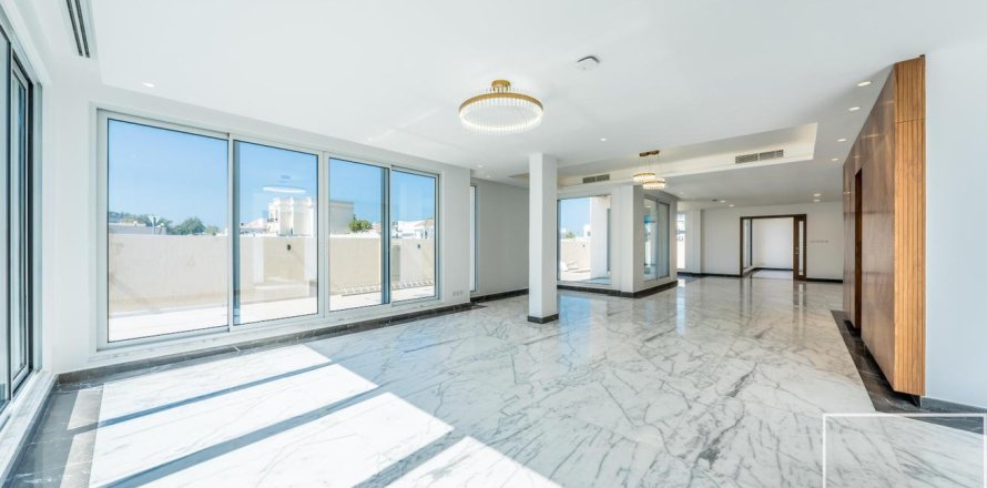 4 bedrooms Villa in Al Sufouh, UAE No. 194726