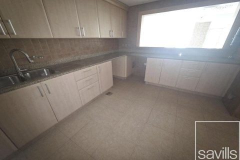 Квартира с 2 спальнями в Shoreline Apartments, ОАЭ №194729 10