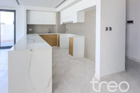 Townhouse de 4 dormitorios en Dubai, UAE No. 174100 4