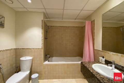 Apartment de 2 dormitorios en Dubai, UAE No. 162655 6