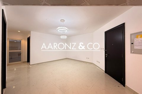 Apartment de 2 dormitorios en Jumeirah Lake Towers, UAE No. 143887 5