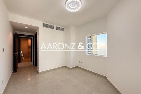 Apartment de 3 dormitorios en Jumeirah Lake Towers, UAE No. 143886 8