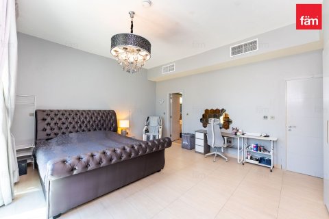 4 bedrooms Villa in Jumeirah Park, UAE No. 162702 13
