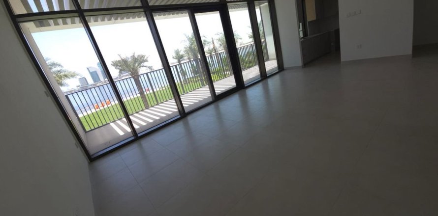 Duplex de 3 dormitorios en Dubai, UAE No. 162703