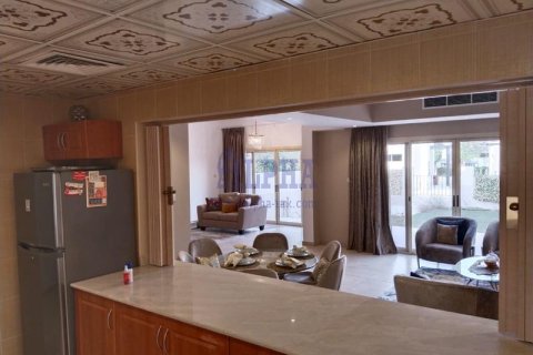 3 غرف نوم تاون هاوس في Al Hamra Village, الإمارات العربية المتحدة رقم 165428 8