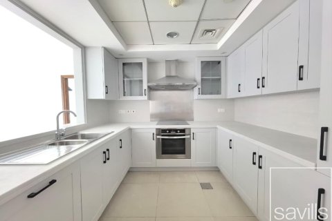 Apartment de 2 dormitorios en 29 Burj Boulevard, UAE No. 203720 4