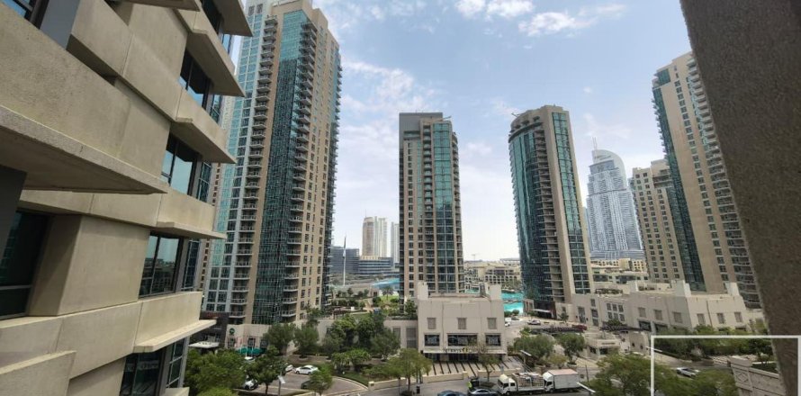 Apartment de 2 dormitorios en 29 Burj Boulevard, UAE No. 203720