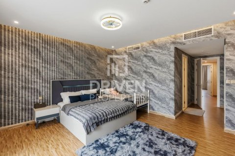 Villa de 3 chambres à Mirdif, UAE No. 202220 12