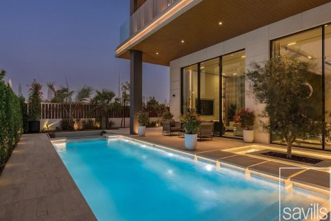 Вилла с 5 спальнями в La Mer, ОАЭ №136443 4