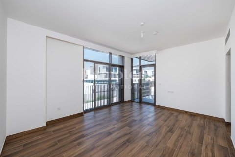 Villa de 4 dormitorios No. 118504 8