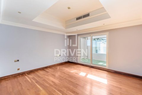 Villa de 4 chambres à Palm Jumeirah, UAE No. 138341 18