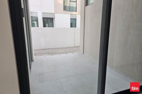 Вилла с 4 спальнями в Дубай, ОАЭ №137322 8