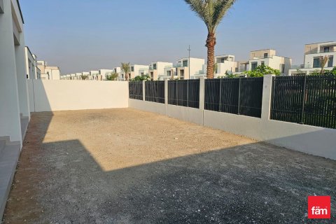 Вилла с 4 спальнями в Дубай, ОАЭ №137322 10