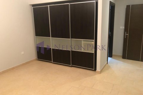 3 bedrooms Apartment in Doha, Qatar No. 57803 7