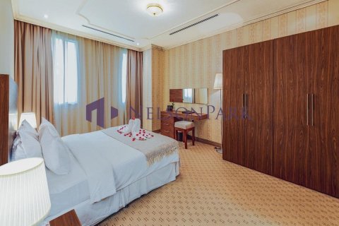 1 bedroom Apartment in Doha, Qatar No. 57818 2