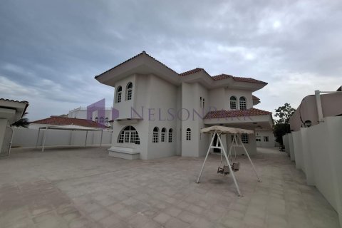 6 bedrooms Villa in Doha, Qatar No. 57817 6