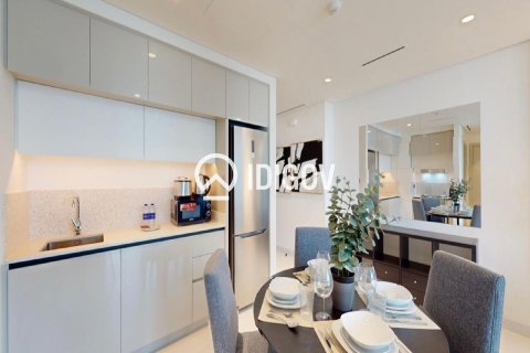 1 bedroom Apartment in EMAAR Beachfront, UAE No. 184739 5