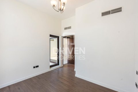 Townhouse de 4 dormitorios en District 11, UAE No. 190048 11