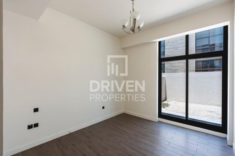 Townhouse de 4 dormitorios en District 11, UAE No. 190048 8