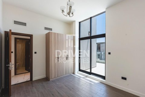 Townhouse de 4 dormitorios en District 11, UAE No. 190048 12