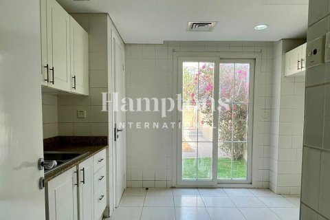 3 غرف نوم فيلا  رقم 125590 17