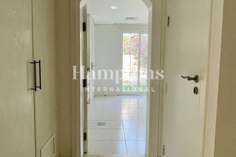 3 غرف نوم فيلا  رقم 125590 19