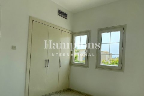 3 غرف نوم فيلا  رقم 125590 7