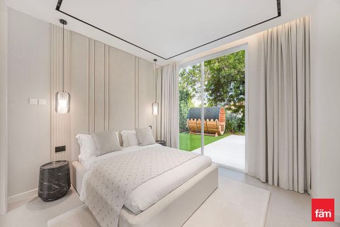 Villa de 4 chambres à Jumeirah Islands, UAE No. 144396 14