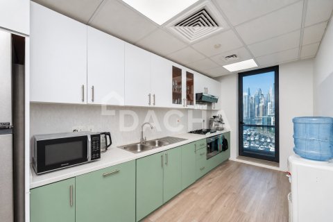 Apartment de 3 dormitorios en Dubai Marina, UAE No. 210339 12