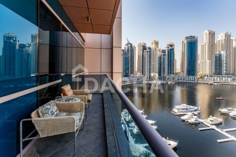 Apartment de 3 dormitorios en Dubai Marina, UAE No. 210339 15