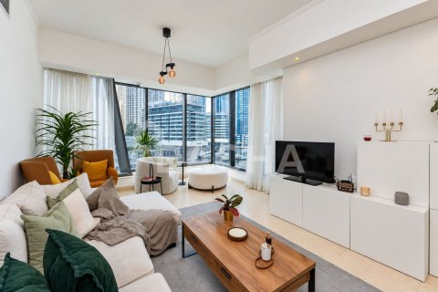 Apartment de 2 dormitorios en Silverene, UAE No. 210334 6