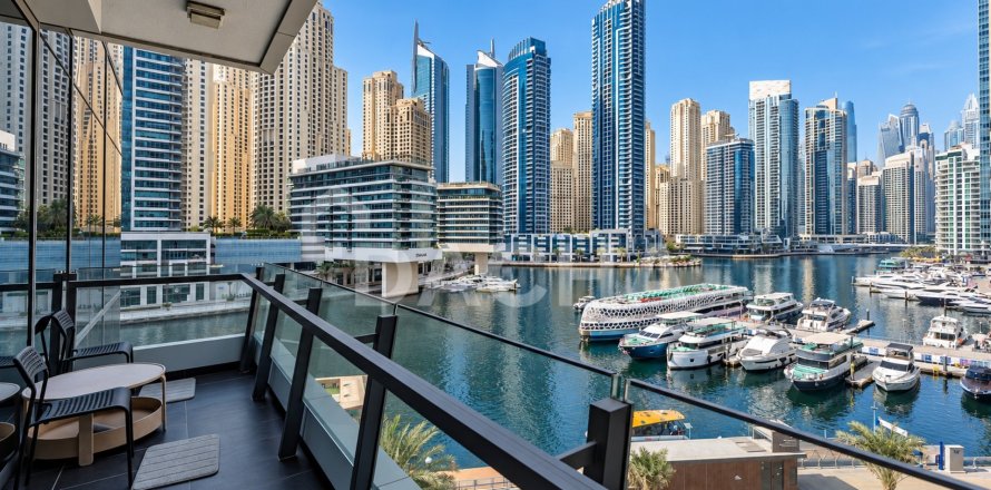 Apartment de 2 dormitorios en Silverene, UAE No. 210334