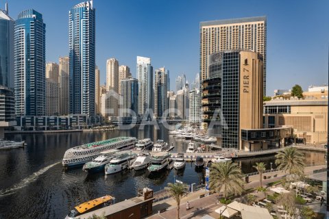 Apartment de 2 dormitorios en Silverene, UAE No. 210334 3