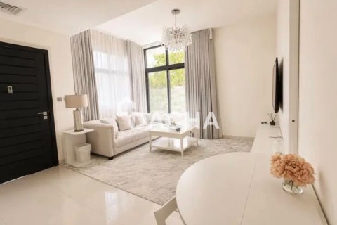 Villa de 3 dormitorios en DAMAC Hills (Akoya by DAMAC), UAE No. 210338 3