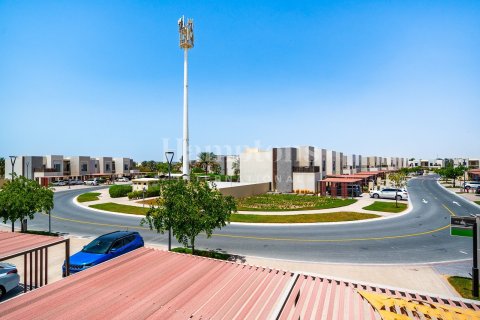 Квартира с 2 спальнями в Dubai South (Dubai World Central), ОАЭ №198341 14