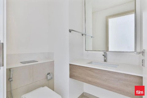 3 bedrooms Villa in Dubai, UAE No. 142801 12