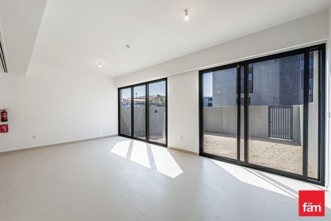 3 bedrooms Townhouse in Dubai, UAE No. 142802 12