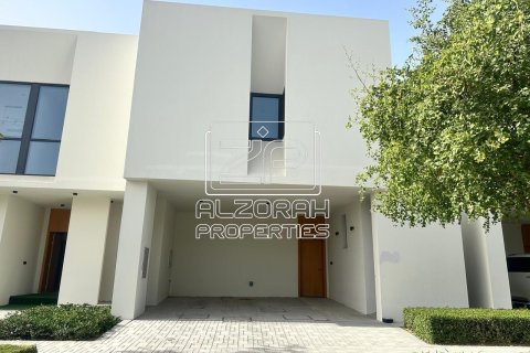 4 bedrooms Townhouse in Al Zorah, UAE No. 75863 2