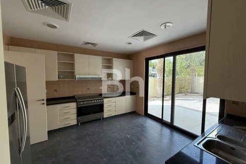 Villa de 5 dormitorios  No. 114470 7