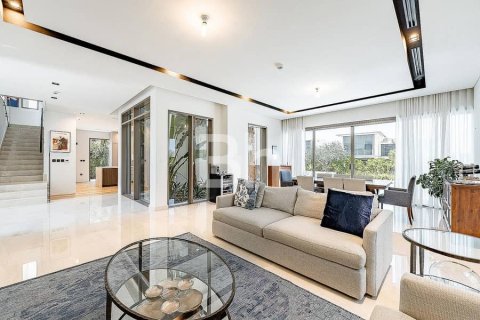 Villa de 4 dormitorios  No. 114469 11
