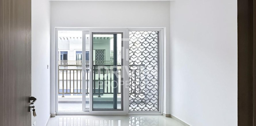 3 bedrooms Townhouse in Dubai, UAE No. 191005